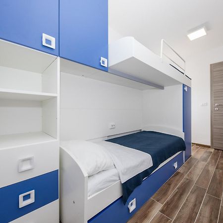 Apartments Gael 로파르 객실 사진